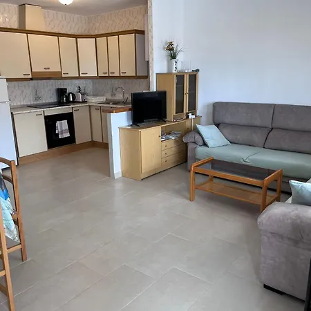 Fraesch Duplex Med Havsutsikt *