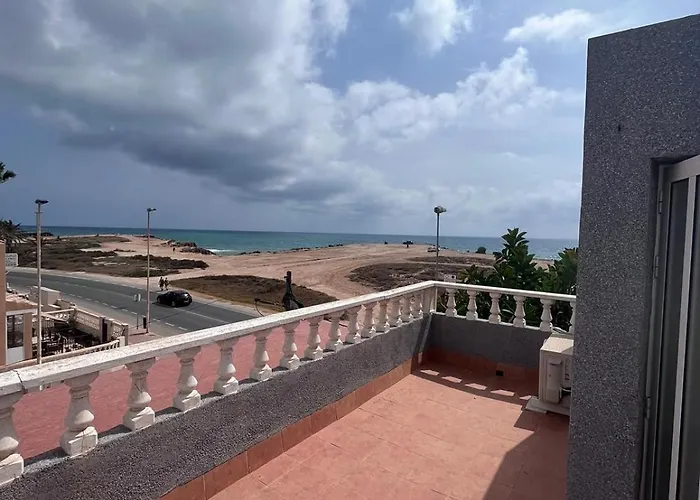Fraesch Duplex Med Havsutsikt Casa vacanze